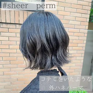 ショート カラー パーマ ヘアアレンジ 松田 亮葉のヘアスタイル