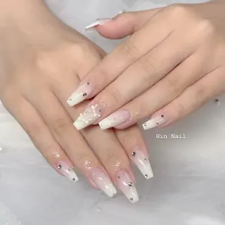 ネイル HIN NAILのネイルデザイン