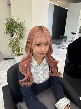 セミロング カラー The Ect Q'n🍑MOMOのヘアスタイル