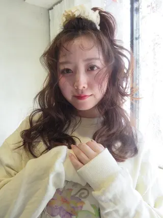 ミディアム 深澤 智佐乃のヘアスタイル