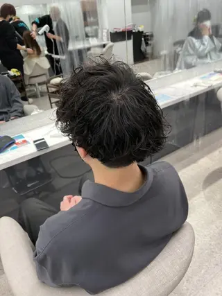 ショート 京都河原町 メンズパーマ助川龍哉のヘアスタイル
