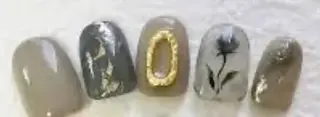 ネイル ゲン レイカのネイルデザイン