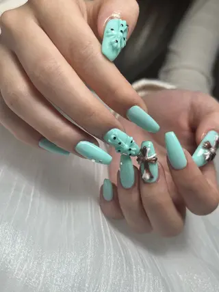 ネイル muga-nail ERIKAのネイルデザイン