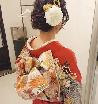 セミロング ヘアアレンジ 植田 真理のエステ・リラクイメージ