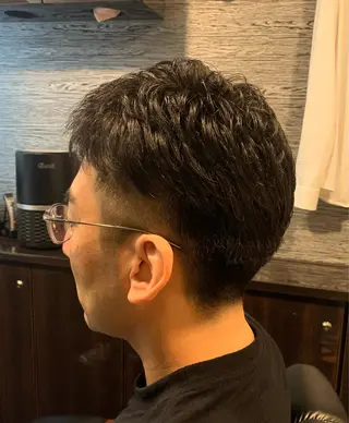 ショート パーマ メンズ 齋藤 可純のヘアスタイル