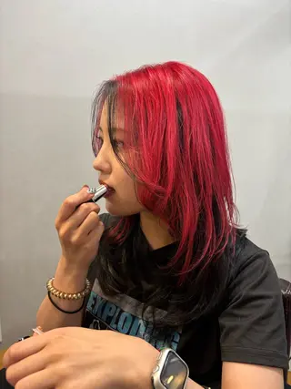 セミロング カラー レイヤー✂︎ぷつボブ 艶カラー🤍noaのヘアスタイル