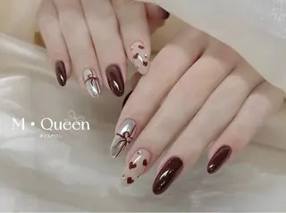 ネイル MQueen ネイルサロンマルのネイルデザイン