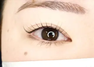 マツエク・マツパ Eyelash Lily🤍花塚のマツエク・マツパデザイン
