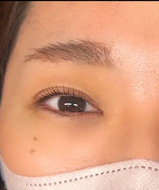 マツエク・マツパ サロン・マリキータ 佐藤の眉毛・アイブロウイメージ