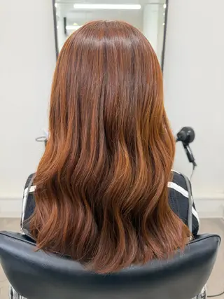 ロング カラー 近藤 愛理のヘアスタイル
