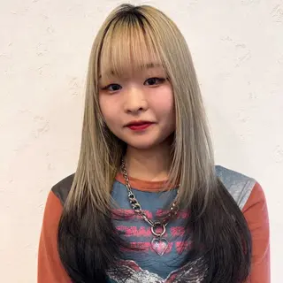 カラー レイヤー🌟 ブリーチ/紅芭✨のヘアスタイル