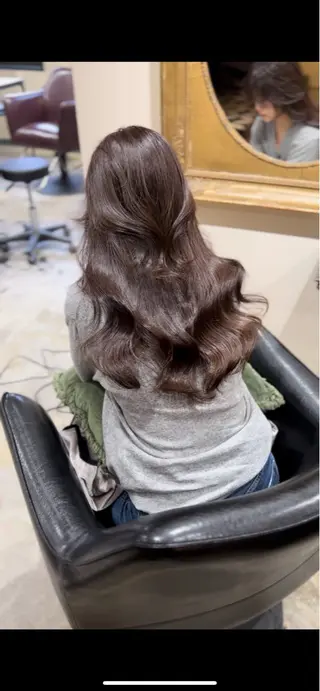 ロング カラー 韓国風・ブリーチなし ・あり後藤 一斗店長のヘアスタイル