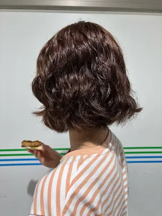 ミディアム パーマ ブリーチ/パーマ/ りん/みゆのヘアスタイル