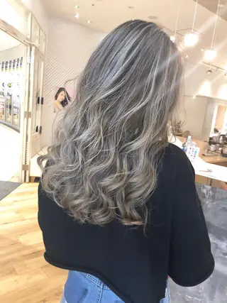 ロング カラー 🎊ルービック 京橋店💛のヘアスタイル