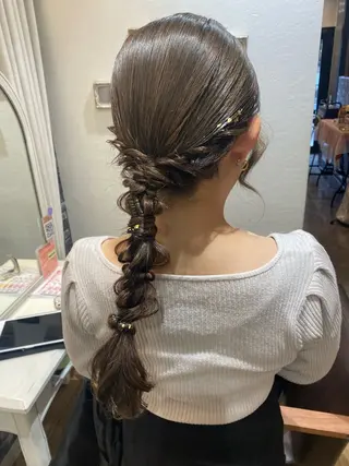 ロング ヘアアレンジ attra昭和町店. momoのヘアスタイル