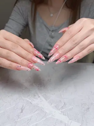 ネイル Sora  Nail 長さ出し専門店のネイルデザイン