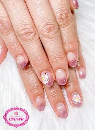 ネイル CROWN プライベートサロンのネイルデザイン