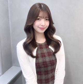 ロング カラー girly上品ヘア 🎀/ベージュikuのヘアスタイル