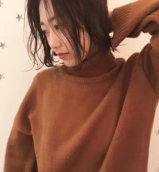 ミディアム カラー 市川 千夏のヘアスタイル
