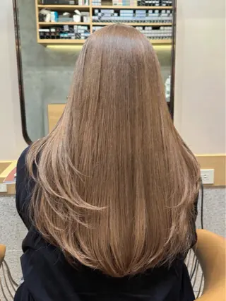 ロング カラー 艶髪/透明感カラー ヤマダモモカのヘアスタイル