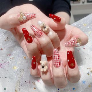 ネイル Queens テイのネイルデザイン