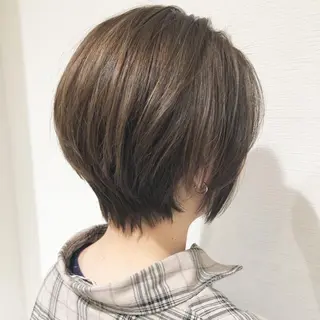 ショート カラー 似合わせ/レイヤー /ボブ/新谷のヘアスタイル