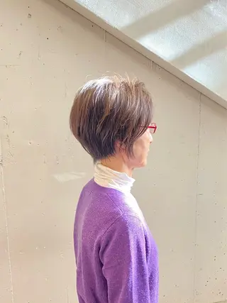 ショート 増田 英のヘアスタイル
