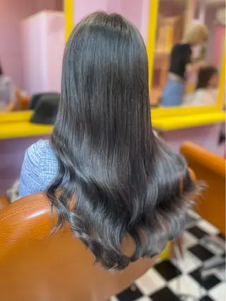 ゆか🐻 ちび編み🤍シールのヘアスタイル