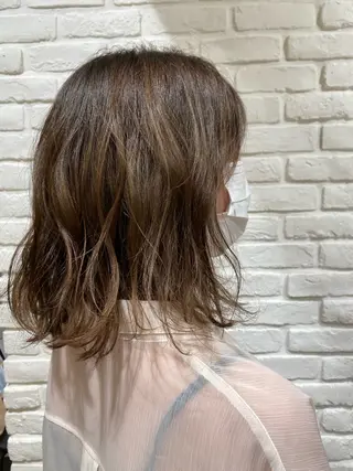 ミディアム 望月 琉那のヘアスタイル