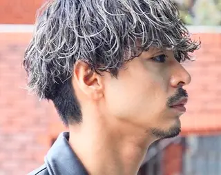 カラー パーマ メンズ fifth park 六反穂 龍介のヘアスタイル