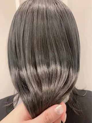 セミロング 🩵 M O M O K O 🩵のヘアスタイル