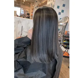 カラー be yondのヘアスタイル