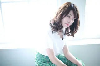 ミディアム カラー パーマ ヘアアレンジ メンズ キッズ ネイル マツエク・マツパ premier modelsのヘアスタイル