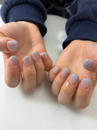 ネイル る りのネイルデザイン