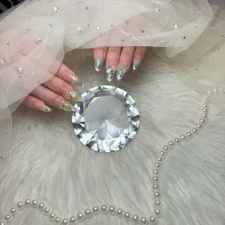ネイル Yuna 𝝑𝝔*.+ﾟのネイルデザイン