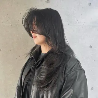 ロング 海外レイヤー/ 梅田美容室のヘアスタイル