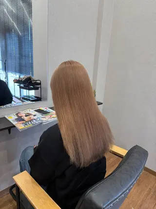 ロング カラー 鵜飼 真伍のヘアスタイル