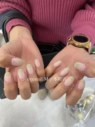 ネイル nailst Hのネイルデザイン
