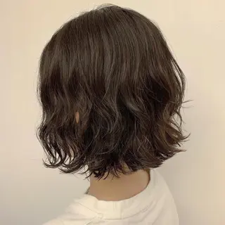 ショート カラー パーマ ヘアアレンジ 松田 亮葉のヘアスタイル