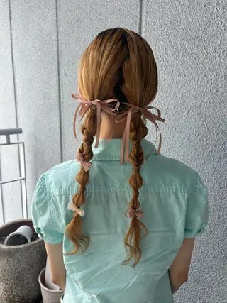 ロング 艶•透明感カラー フィーシーのヘアスタイル