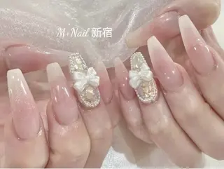 ロング M+Nail 新宿のネイルデザイン
