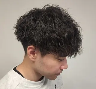 メンズ パーマ ショート 【イケメン風パーマ】 SHOFYのヘアスタイル