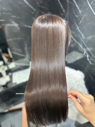 ロング JIN|朝楽になる 乾かしただけで極艶髪のヘアスタイル