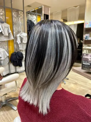 ショート カラー 今福 星南🌟 大阪/ブリーチ🌟のヘアスタイル