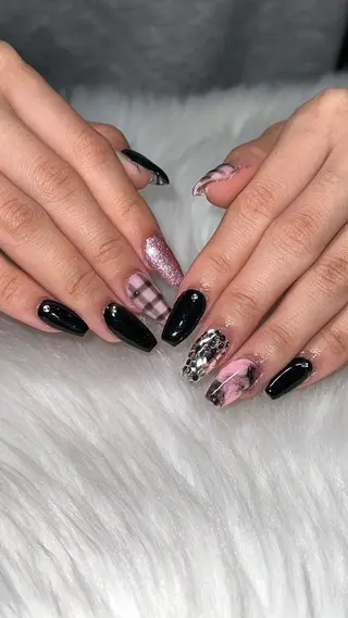 ネイル Ru _Baddiesのネイルデザイン