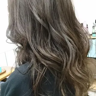 ロング スマイリーヘアビーチ  のヘアスタイル