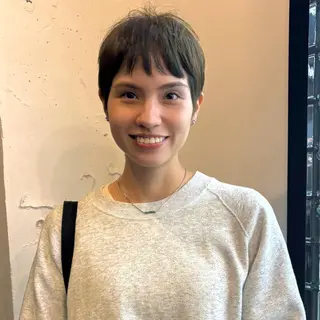 ショート カラー 🦭era shiori🦭のヘアスタイル
