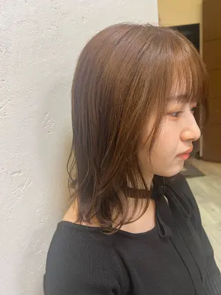 カラー Emma 吉田のヘアスタイル