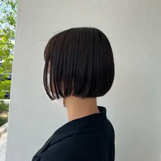 ショート 切りっぱなしボブ 👩🏼ミニボブのヘアスタイル