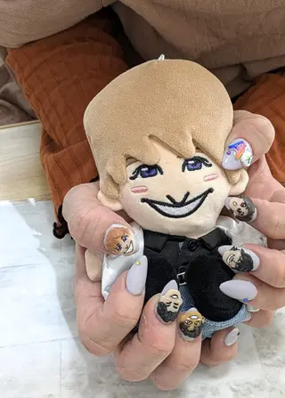 ネイル imaichise 🧡💜推しネイルのネイルデザイン